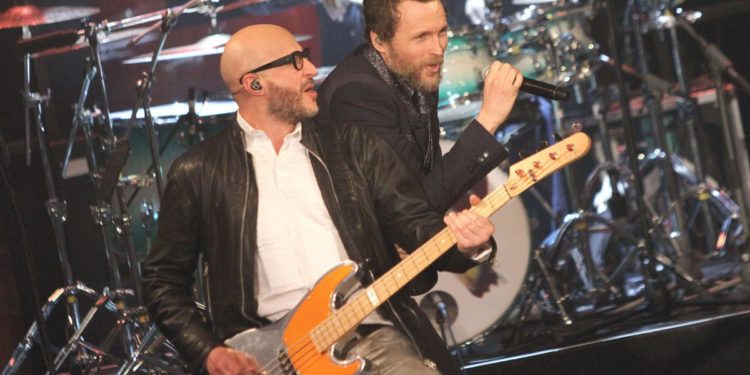 Saturnino: “Oltre 30 anni con Jovanotti. X Factor? Se mi chiamano…”