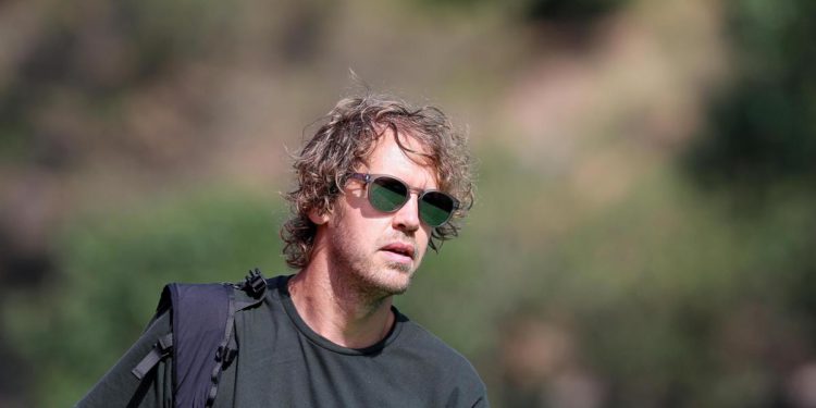 Vettel rapinato a Barcellona, insegue ladri con monopattino