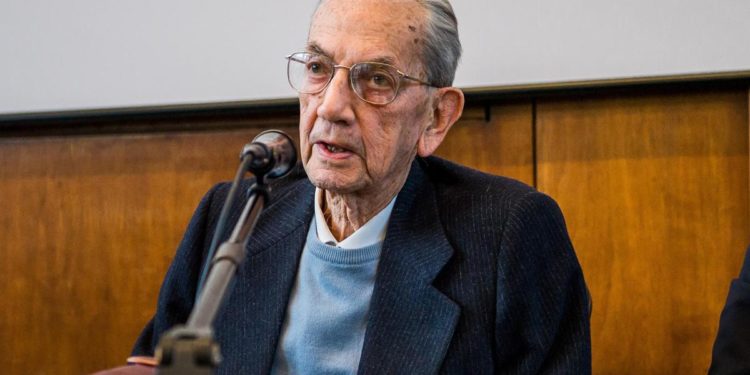 Carlo Smuraglia partigiano, avvocato e politico: chi era