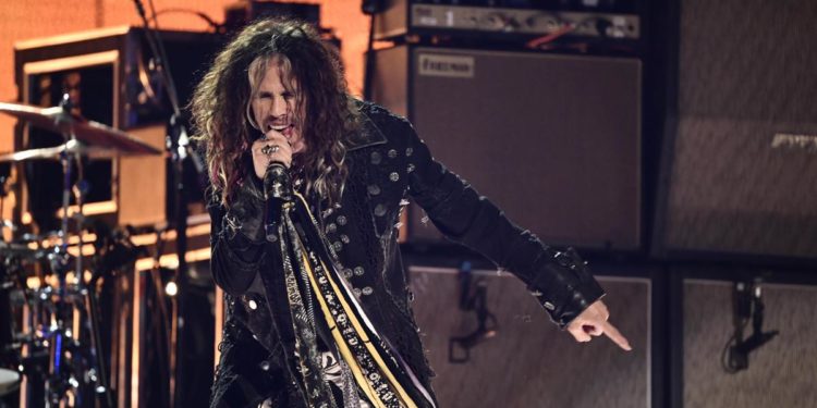 Steven Tyler in rehab, Aerosmith rimandano tour