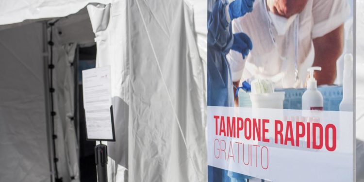 Covid oggi Italia, 44.489 contagi e 148 morti: bollettino 17 maggio