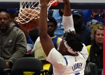 Playoff Nba, Golden State-Dallas 2-0 in finale a Ovest