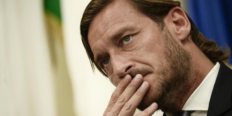 Roma-Feyenoord, Totti: “Sarò a Tirana per sostenere giallorossi”