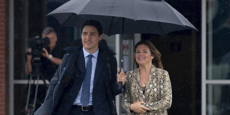 Russia vieta ingresso a Biden e moglie di Trudeau