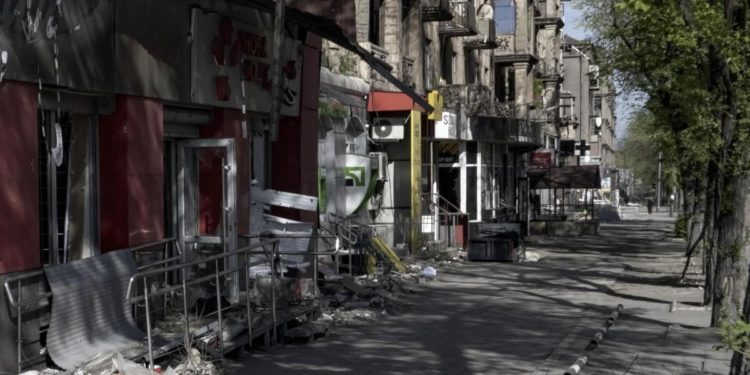 Russia e 9 maggio, Ucraina: “Nessuna parata vittoria a Mariupol”