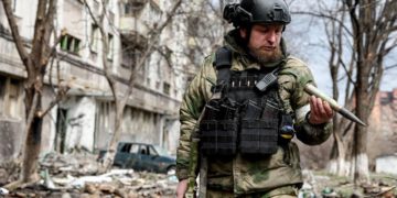 Zelensky: “Armi miglior investimento per stabilità nel mondo”