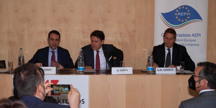 Pnrr, Conte: “L’Italia non perderà l’occasione, smarrirebbe la credibilità”