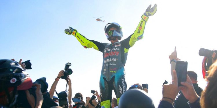 MotoGp, il numero 46 di Valentino Rossi verrà ritirato