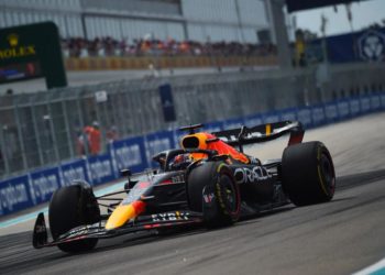 Gp Miami 2022, Verstappen vince davanti alle Ferrari di Leclerc e Sainz