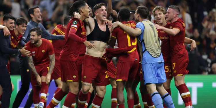 Roma vince Conference League, Zaniolo: “Sogno realizzato”