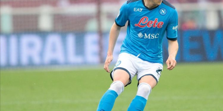 Spezia-Napoli 0-3, incidenti tra tifosi e match fermo per 10 minuti