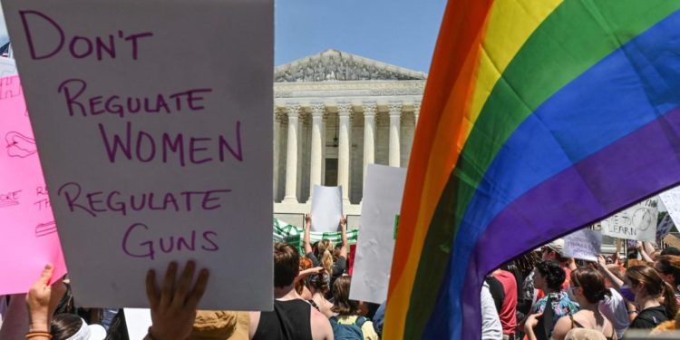 Aborto Usa, proteste in tutta l’America contro sentenza Corte Suprema