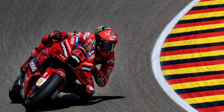 MotoGp Germania, Bagnaia cade al quarto giro