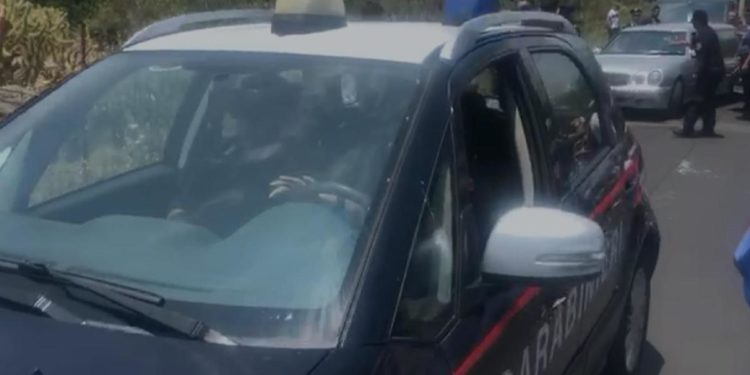 Bimba morta a Catania, l’accusa dei nonni della piccola Elena