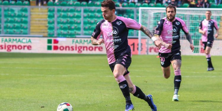 Palermo torna in Serie B, Padova battuto 1-0