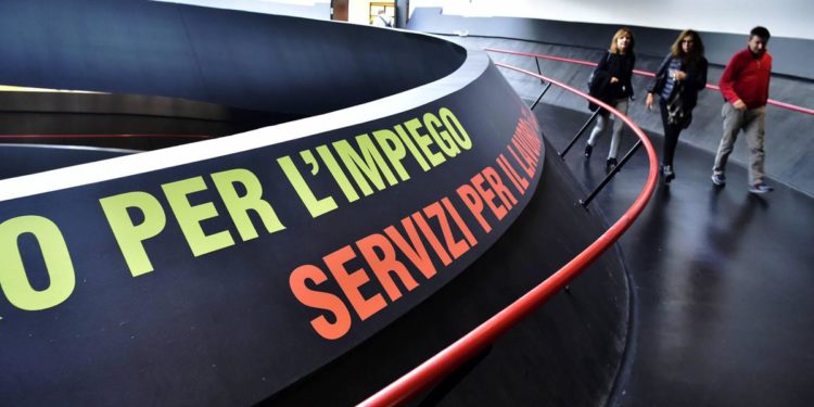 Salario minimo, raggiunto accordo su direttiva Ue