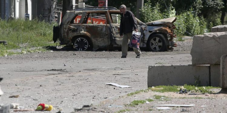 Ucraina, attacchi d’artiglieria a Severodonetsk