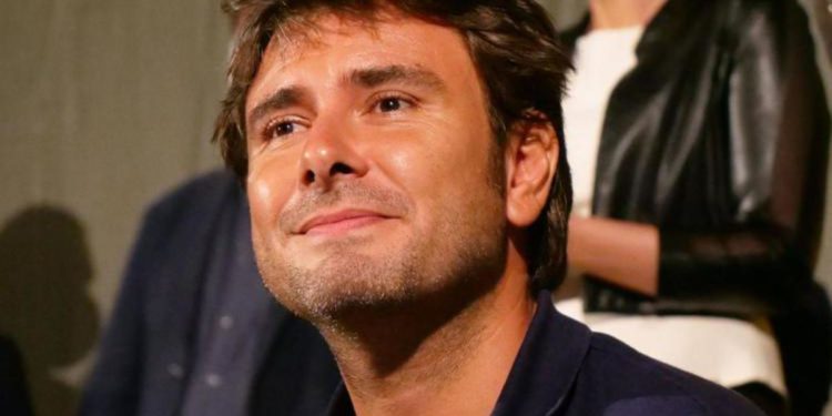 M5S, Di Battista: “Se Conte esce subito dal governo potrei tornare”