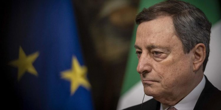 Ucraina, Draghi alla prova Aula: scossoni M5S non cambiano linea