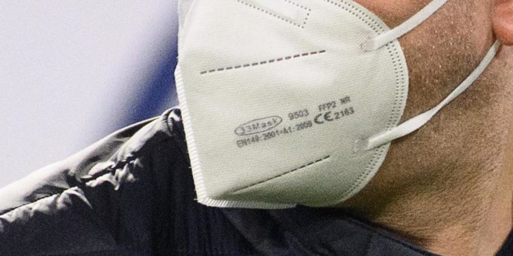 Covid e lavoro, mascherine Ffp2 e smart working: il protocollo