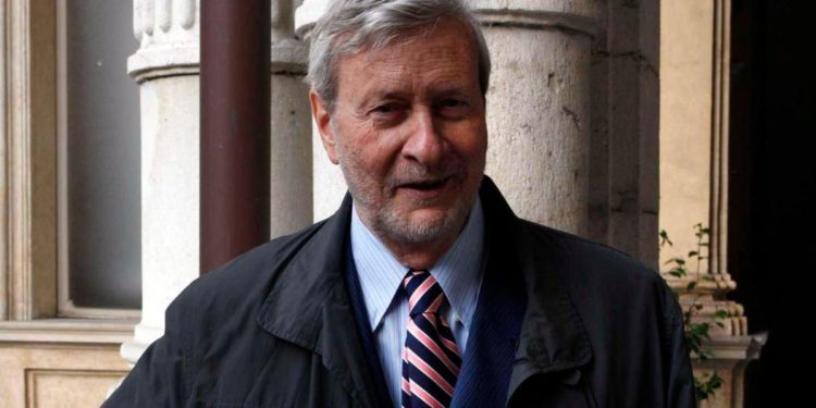 Vattimo: “Sentenza Cassazione è fine di una persecuzione”