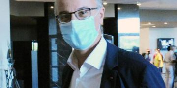 Isolamento positivi covid, Lopalco: “Stop bloccherebbe interi settori”