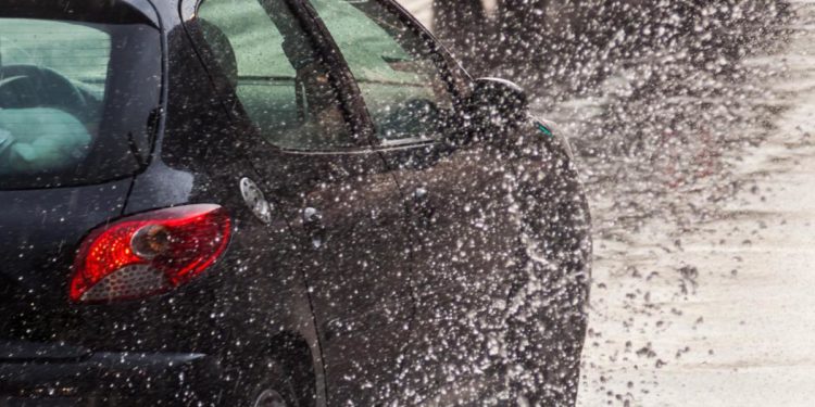 Maltempo, piogge e temporali: allerta arancione in due regioni