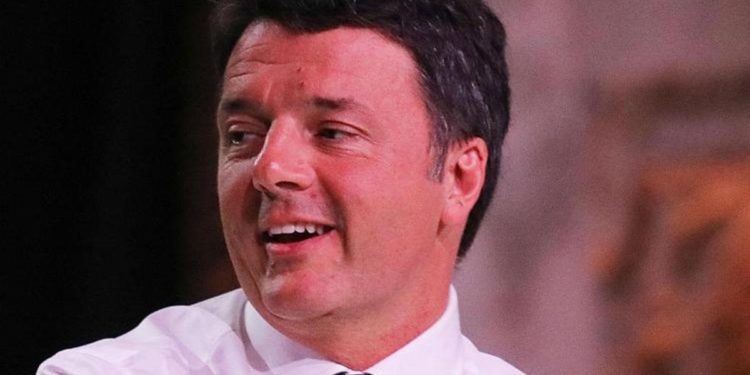Salvini a Mosca, Renzi: “Biglietti? Meglio di sola andata”