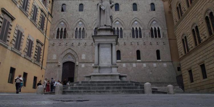 Il nuovo piano di Mps, aumento da 2,5 mld e 4mila uscite