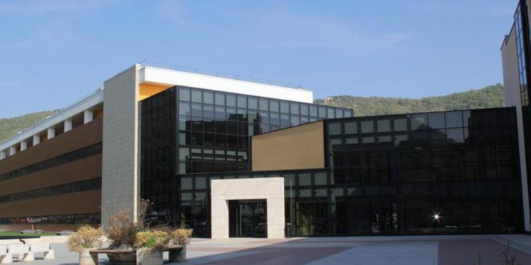 Formazione ‘hands on’ giovani neurochirurghi all’Irccs Neuromed