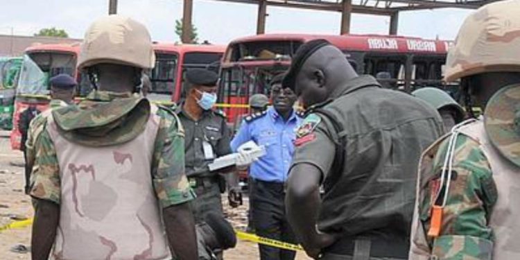 Nigeria, attacco a chiesa cattolica: decine di morti, anche bambini