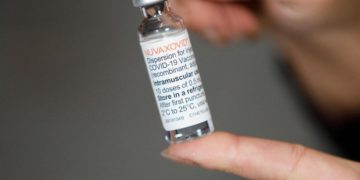 Vaccino proteico Novavax, ok Ema anche da 12 a 17 anni