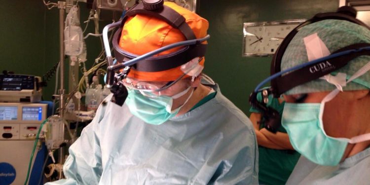 Rischia la morte per colpo di calore, trapianto fegato lo salva