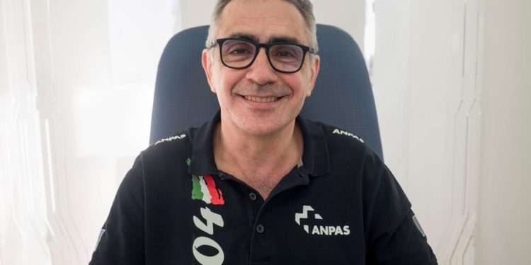 Pregliasco: “Mascherine? In spiaggia bisogna portarsele”