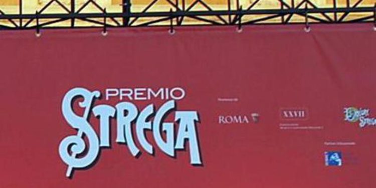 Premio Strega, al secondo scrutinio balza in testa Mario Desiati