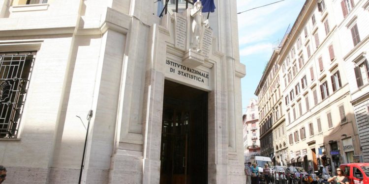 Pil, prospettive al ribasso per l’Italia: i dati Istat