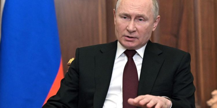 Nato, Putin: “Adesione Finlandia e Svezia non preoccupa Mosca”