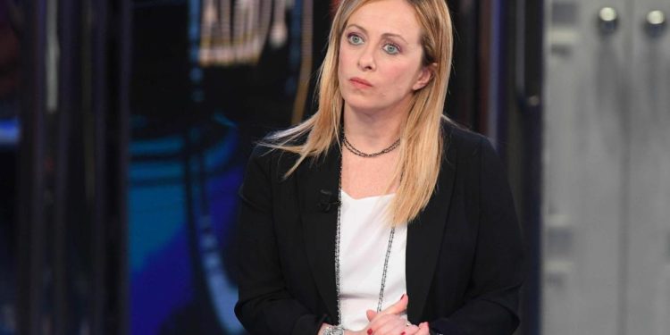 Terzo Settore, Meloni: “Tanti discorsi retorici, in concreto si fa poco”