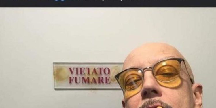 Enrico Ruggeri e la sigaretta, Twitter si accende per Red Ronnie