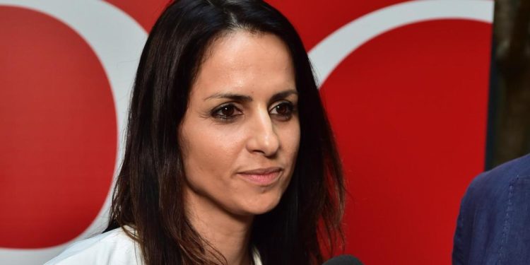 M5S, Lady Rousseau: “Scacco matto Di Maio a Conte, ma suo obiettivo è Nato”