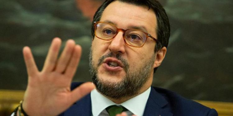 Migranti, Salvini: “A Melilla immagini di invasione verso Europa”