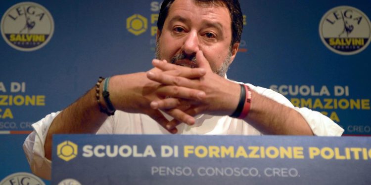 Salvini: “Viaggio a Mosca pagato da Lega, io non ho rubli”