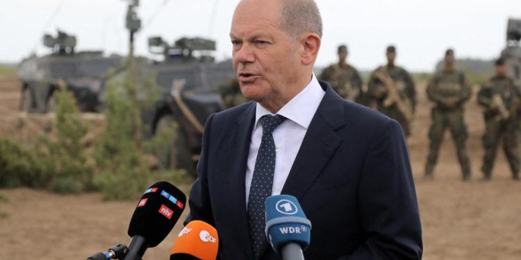 Scholz promette a Lituania brigata da combattimento