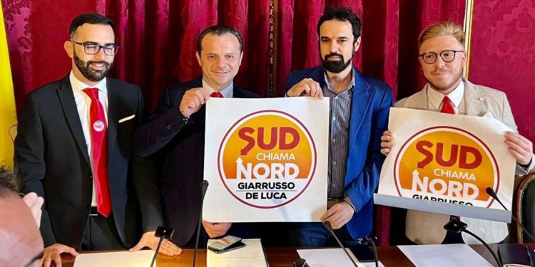 Giarrusso e De Luca fondano partito ‘Sud chiama Nord’