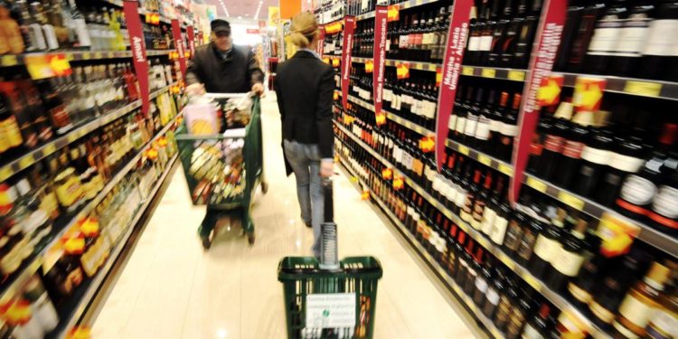 Spesa alimentare, +20% rispetto a un anno fa