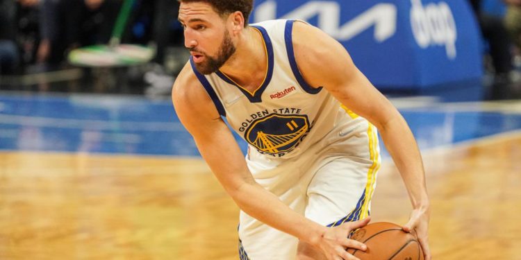 Finali Nba, il sosia di Thompson scende in campo – Video