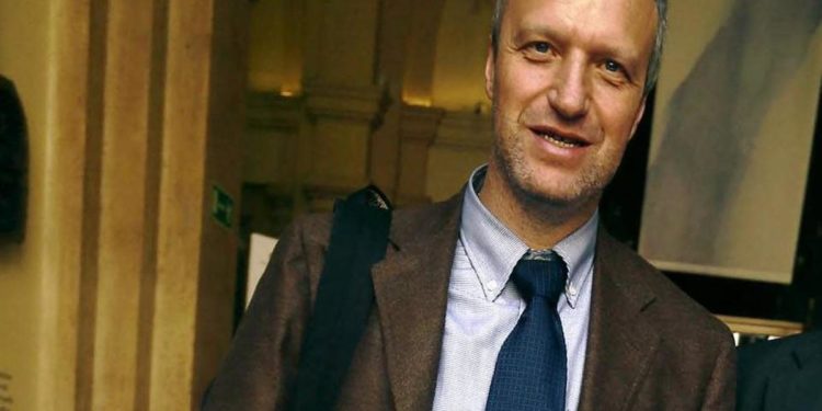 Flavio Tosi passa a Forza Italia: “Vorrò sempre bene alla Lega”