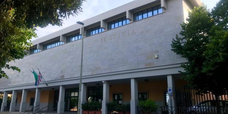 Caso Grillo jr, al via oggi processo per stupro
