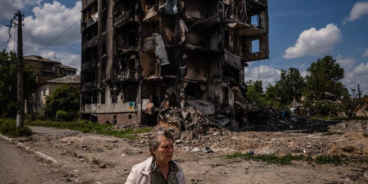 Ucraina, Merkel: “In corso barbara aggressione dalla Russia”