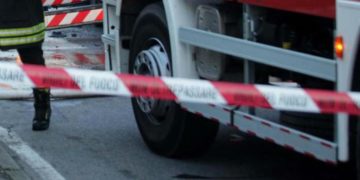 Mantova, scontro tra auto e camion: morto un ragazzo di 19 anni